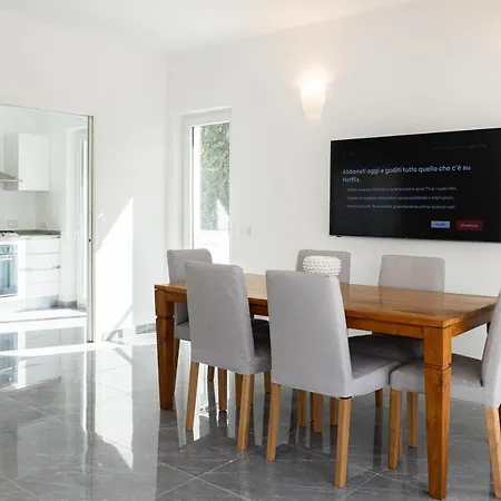 Cube 67 - Terrace Palermo